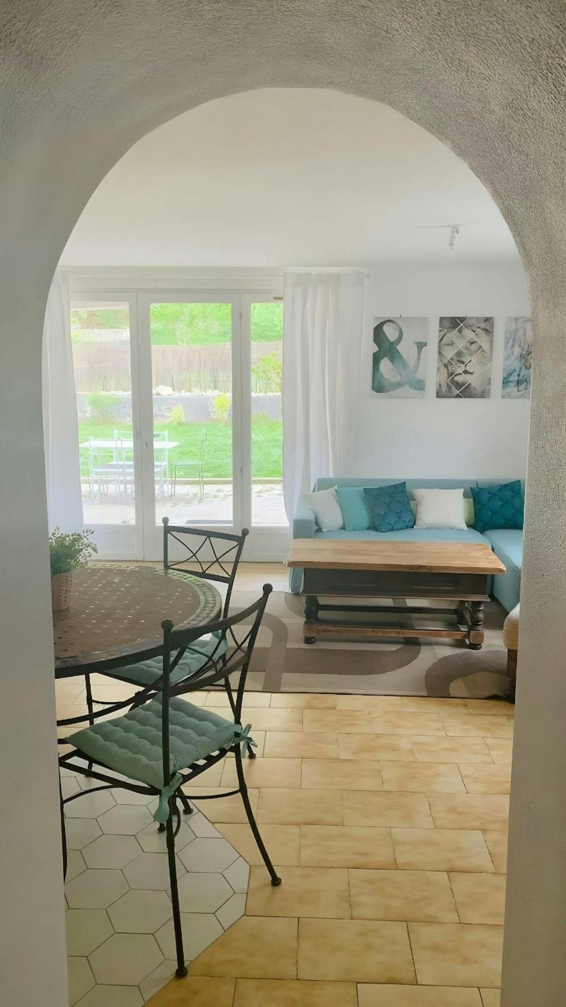 Le Coccoon Ain Apartment Virignin Exterior photo